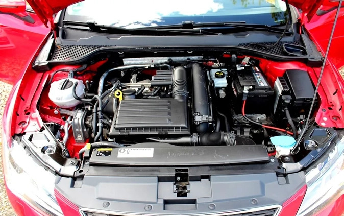 Seat Leon cena 30900 przebieg: 169000, rok produkcji 2015 z Ustrzyki Dolne małe 596